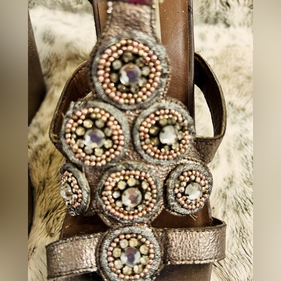 Steve Madden Metallic Strappy Platform Adorned Wedge Sandals - Picture 3 of 8